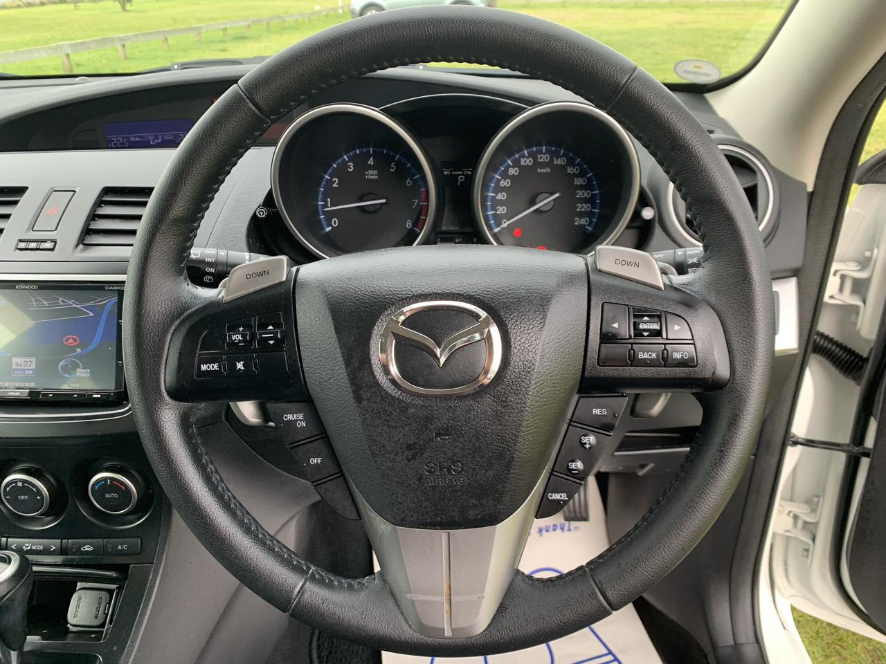 2013 Mazda AXELA