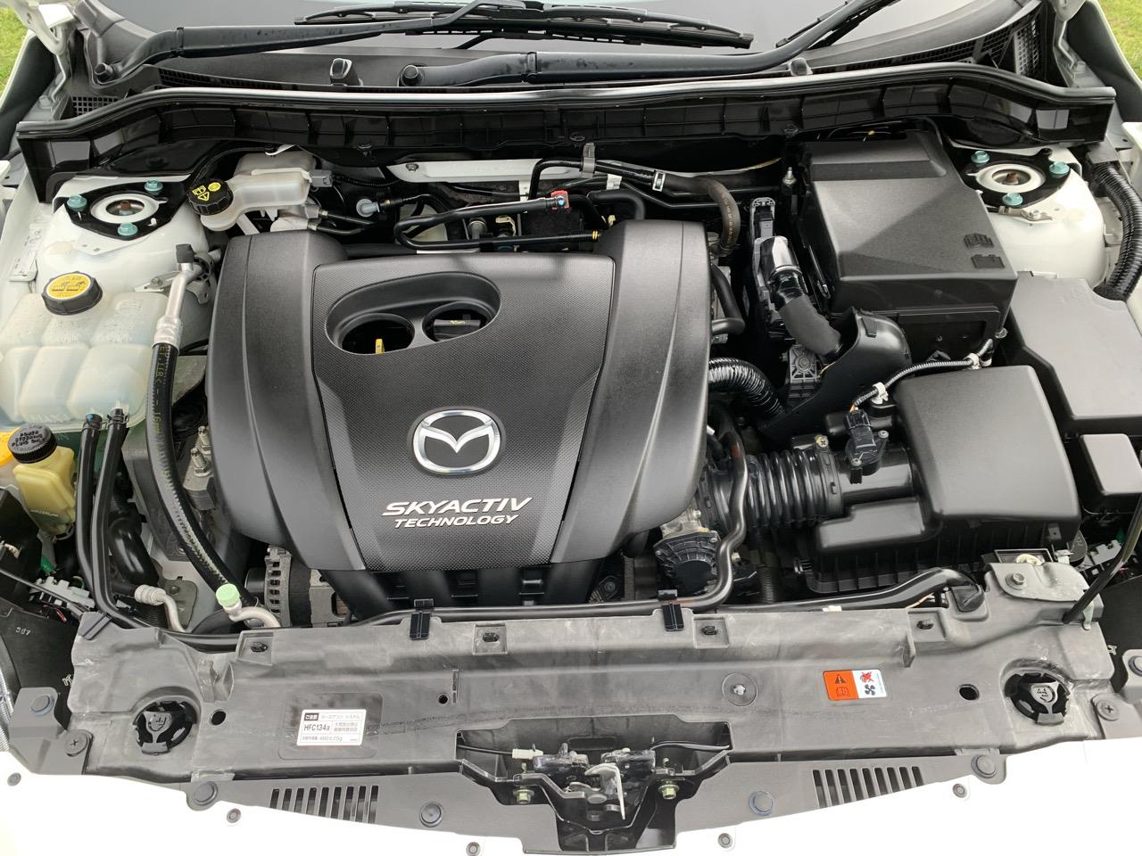 2013 Mazda AXELA