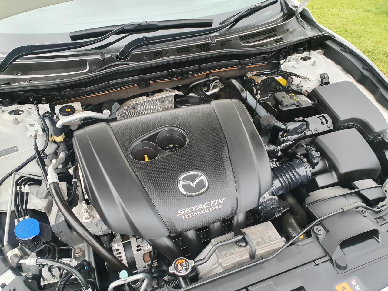 2013 Mazda AXELA