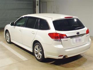 2013 Subaru Legacy - Thumbnail