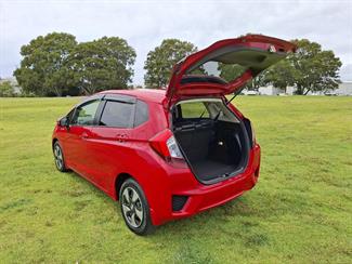 2016 Honda FIT - Thumbnail