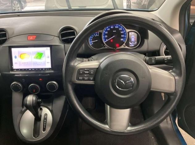 2013 Mazda DEMIO