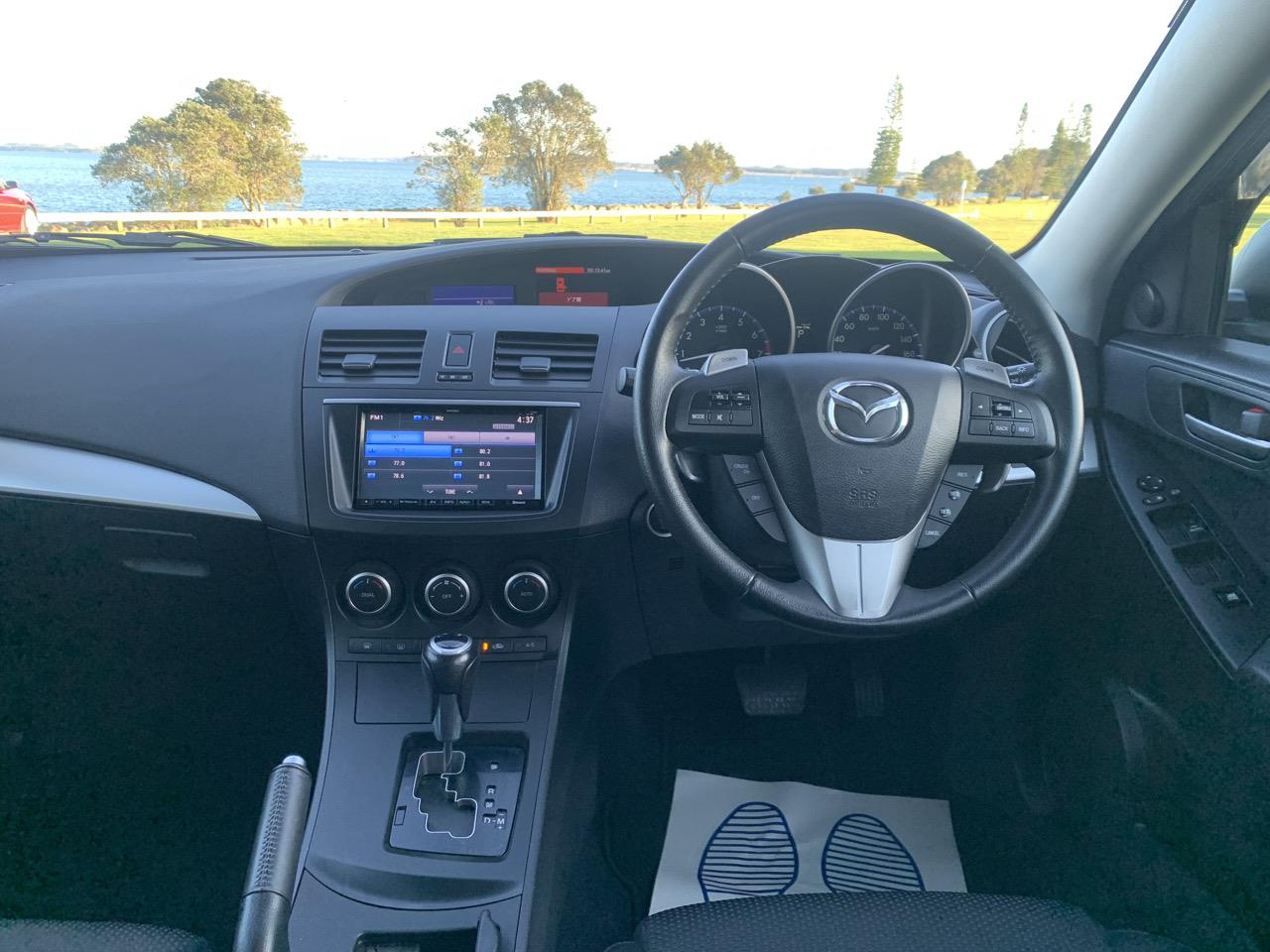 2012 Mazda AXELA