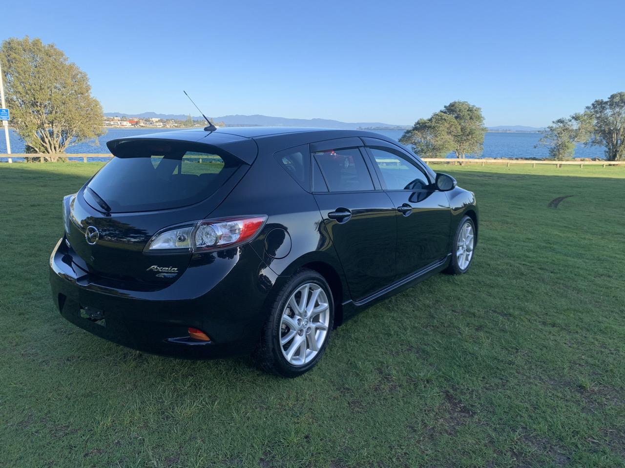 2012 Mazda AXELA