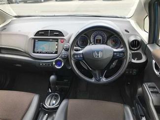 2012 Honda FIT - Thumbnail