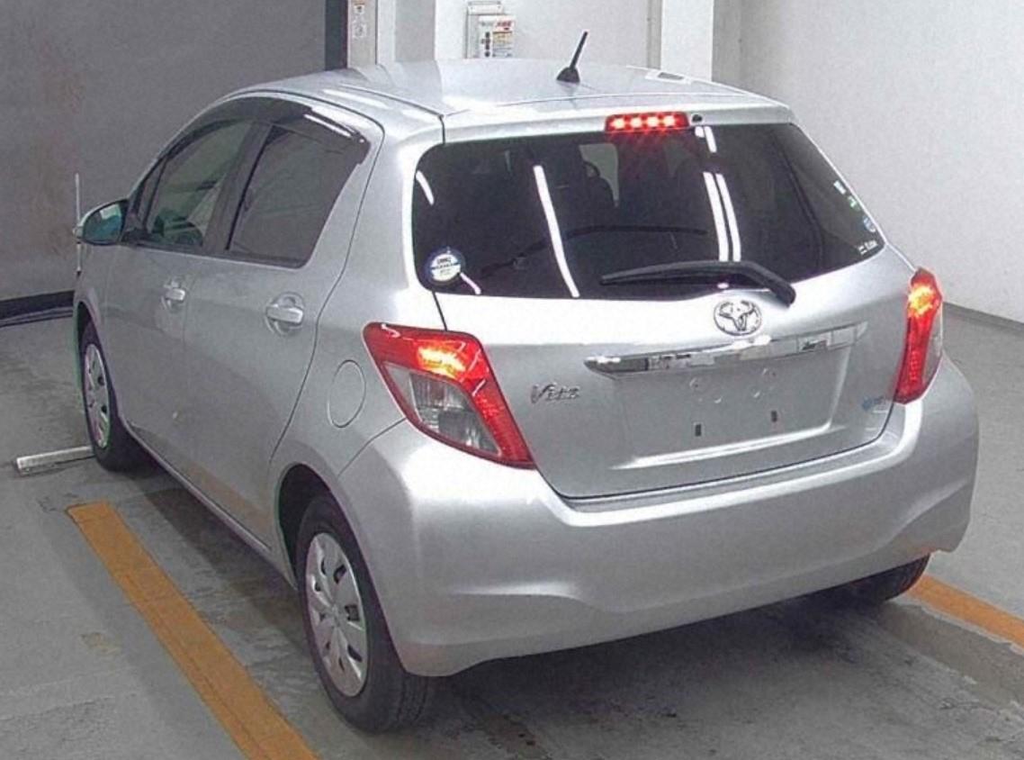 2013 Toyota Vitz