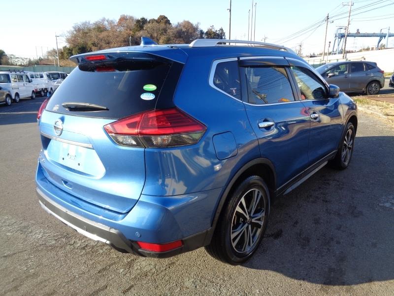 2019 Nissan X-TRAIL