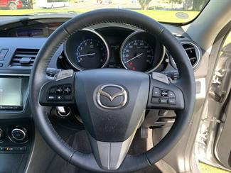 2013 Mazda AXELA - Thumbnail