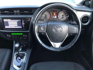 2013 Toyota AURIS - Thumbnail