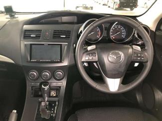 2012 Mazda AXELA - Thumbnail