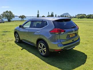 2017 Nissan X-TRAIL - Thumbnail