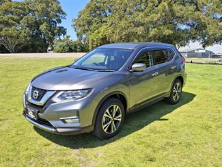 2017 Nissan X-TRAIL - Thumbnail