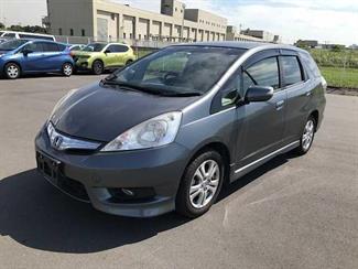 2012 Honda FIT - Thumbnail