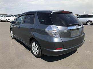 2012 Honda FIT - Thumbnail