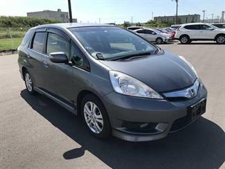 2012 Honda FIT - Thumbnail