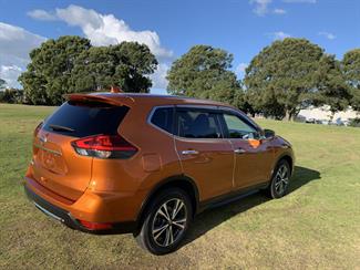 2019 Nissan X-TRAIL - Thumbnail