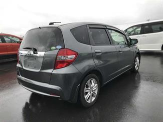 2013 Honda FIT - Thumbnail