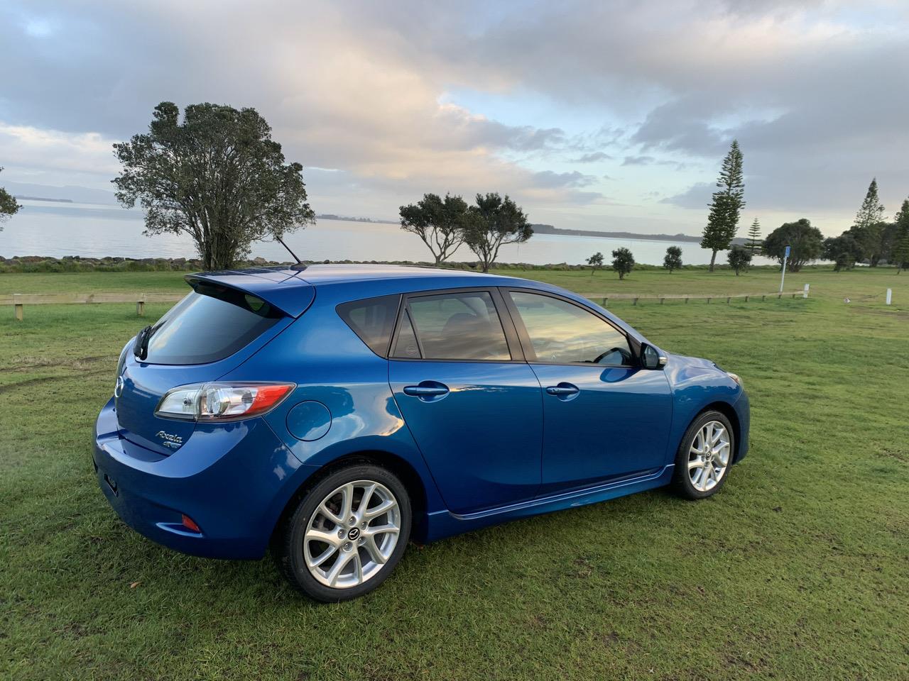 2012 Mazda AXELA