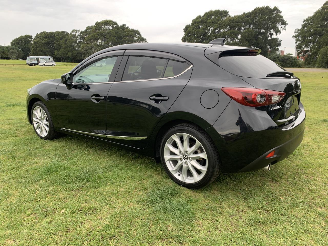 2014 Mazda AXELA