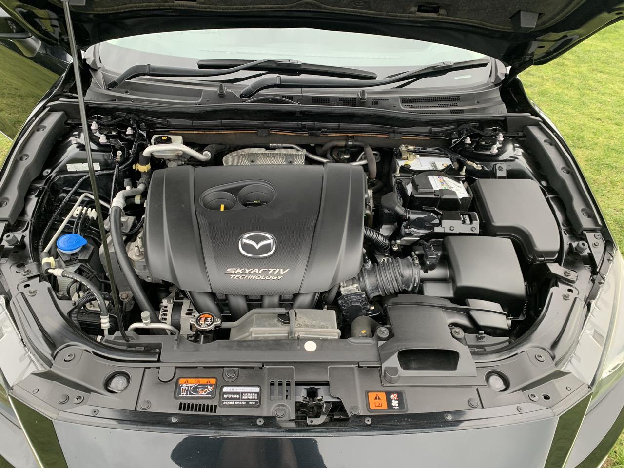 2014 Mazda AXELA