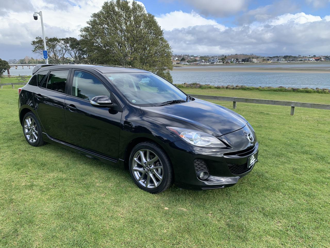 2013 Mazda AXELA