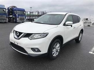 2014 Nissan X-TRAIL - Thumbnail